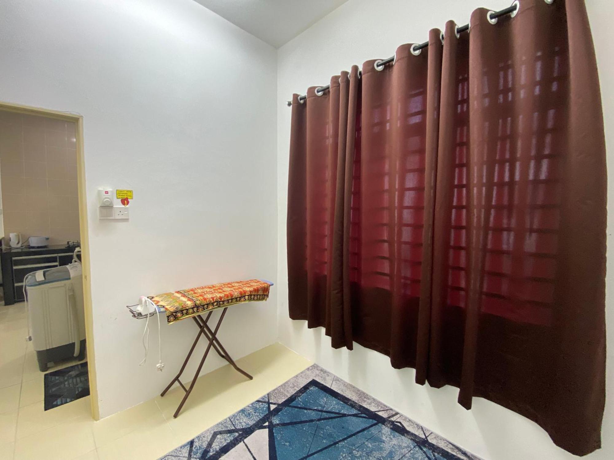Homestay Cikgu Ahmed Batu Kikir Exteriör bild